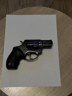 Револьвер Taurus