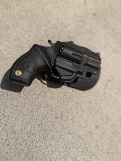 Револьвер Таурус