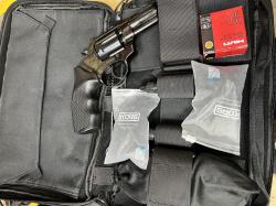 Револьверы Бульдог KURS для стрельбы резиновыми шарами под патрон 5,6/16 HILTI