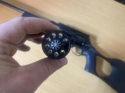 Rossi Taurus, кал. 22LR / 22 WMR