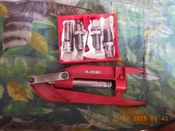 Ручной пресс Lee Hand press и набор матриц