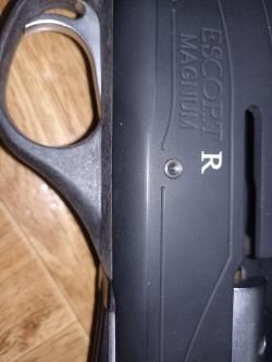 Ружье Hatsan ESCORT AS, калибр 12x76, полуавтомат газоотводный, дерево, ствол 760 мм