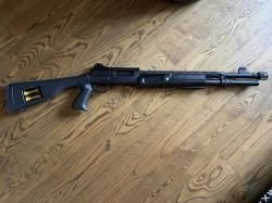 Ружье Hatsan ESCORT MP, калибр 12x76, помповое, черный пластик, пистолетная рукоять, ствол