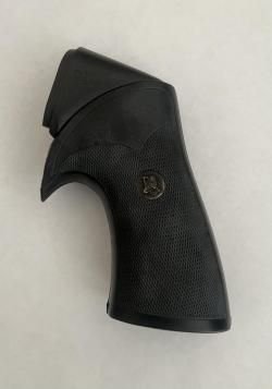 Рукоять Pachmayr для ремингтон 870