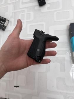 Рукоятка Fab Defense PM-G b накладка на ПМ/МР с рычагом сброса магазина для Правши