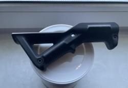 Рукоятка Magpul AFG-1 угловая