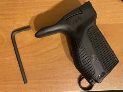 Рукоятка на ПМ Fab Defense 