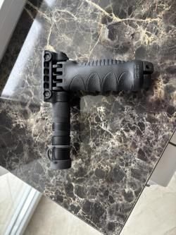 Рукоятка-сошка FAB Defense T-POD G2 SL с фонарем