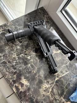 Рукоятка-сошка FAB Defense T-POD G2 SL с фонарем