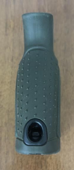 Рукоятки Fab defense, кронштейн для фонаря CAA Arms, кронштейн Зенитка