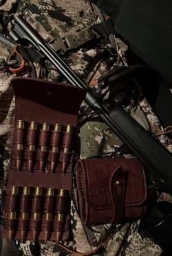 SAKO 85 BLACK BEAR 30-06