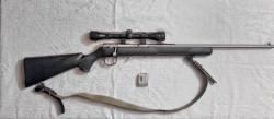 Savage Arms Model 93. CAL.22 WMR