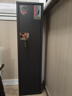 Сейф Чирок 1018