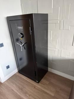 Сейф Format Cazador DL19 BLS