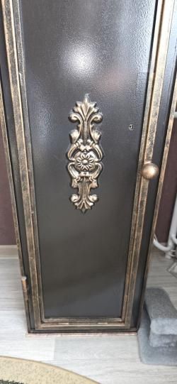 Сейф металлический 