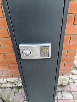 Сейф с кодом на 3 ружья