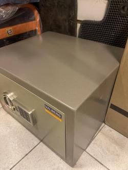 Сейф VALBERG ASK-30.EL