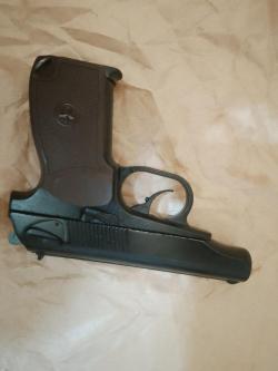 Сигнальный пистолет Макарова