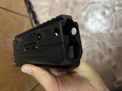 Штатное цевье с тепловым экраном и осью для АК-12 / TR3.