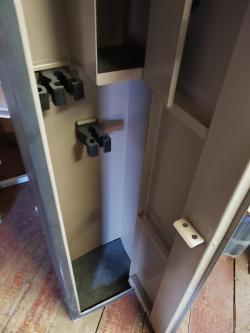 Сейф оружейный.