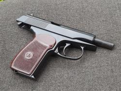 Пистолет Макарова Охолощенный ПМ-СХ 1955 г. Коллекционный экземпляр на красивом номере.