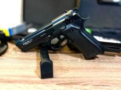 Сигнальные пистолеты: PT23, F92, G19C, TR17.