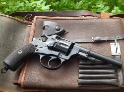 Макет револьвера Наган 1932 года выпуска ЗиД новый, не шлифован, отличный экземпляр