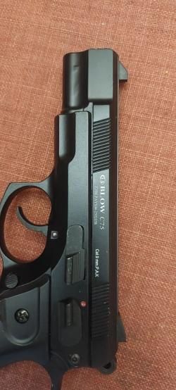 Сигнальный пистолет Blow C 75 (Блов С 75, полуавтоматический режим) 9 мм