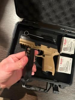 Сигнальный пистолет P320-S KURS (Sig Sauer) кал. 5,5 мм под 10ТК, Черная пустыня