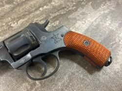 Сигнальный револьвер Baikal Наган Блеф МР-313, калибр 5,6 (Жевело, 1940 год)