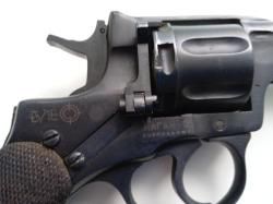 Сигнальный револьвер Р2 Блеф. Наган 1918 г.