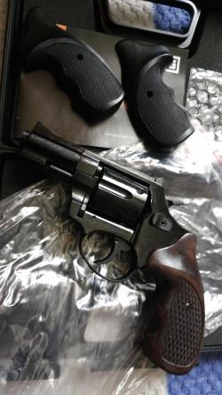 Сигнальный Револьвер Таурус-Курс, 10тк. новый!