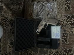 SigSauer P226