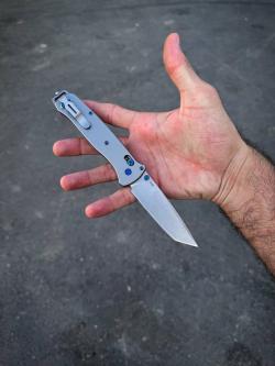  Складной нож Benchmade 537