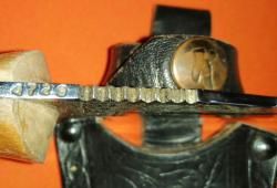 СКОРПИОН - охотничий нож.