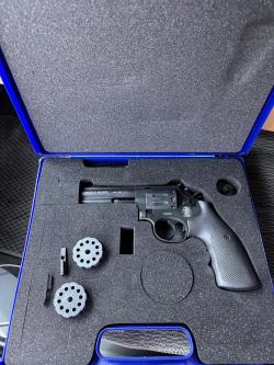 Smith &amp; Wesson mod 586 -4