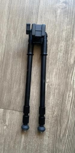 Сошки Vanguard Equalizer 2QS складные, 350-720 мм, на антабку