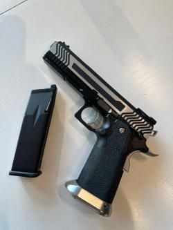 Спортивный страйбольный пистолет AWcustom HX11