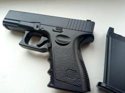 Спринговый пистолет Glock 19