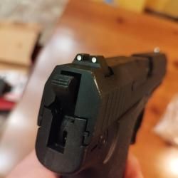 Страйкбольный пистолет Umarex HK P8A1