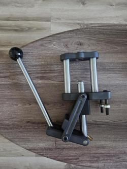 Стационарный пресс для релоадинга Tirex Reloading Press UltraBoss со станиной