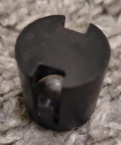 Стакан передний пластиковый с фиксаторами под пружину для МР-153, МР-155