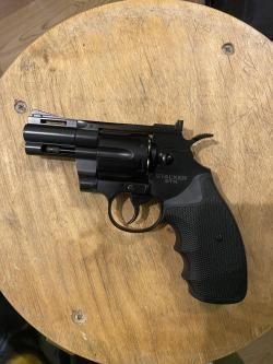 Stalker STR (colt python 2,5)