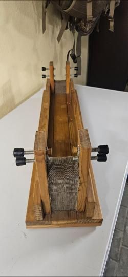 Станок для чистки оружия. 