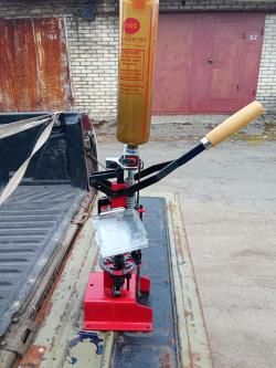 Станок для снаряжения  патронов  12 к 