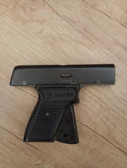 Стартовый пистолет ИЖ СПЛ 01 (IJ SPL 01) + обоймы Б и Ц