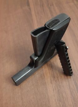 Стартовый пистолет СПЛ (1959 год)-обойма "Б"