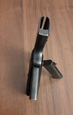 Стартовый пистолет СПЛ (1959 год)-обойма "Б"