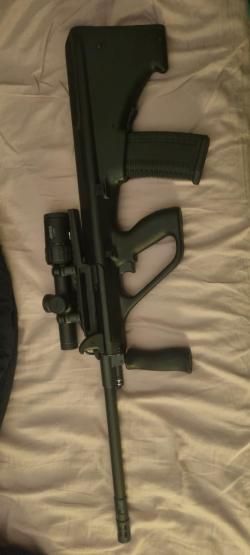 Steyr AUG 