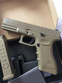 Страйкбольный Glock 17 “east crane”